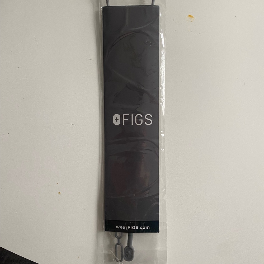 Figs drawstring threader tool